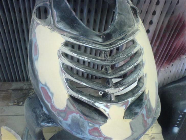 Aprilia Evo Sonic - [Solgt] - Første gang spartel af front skjold og gril  =) billede 10