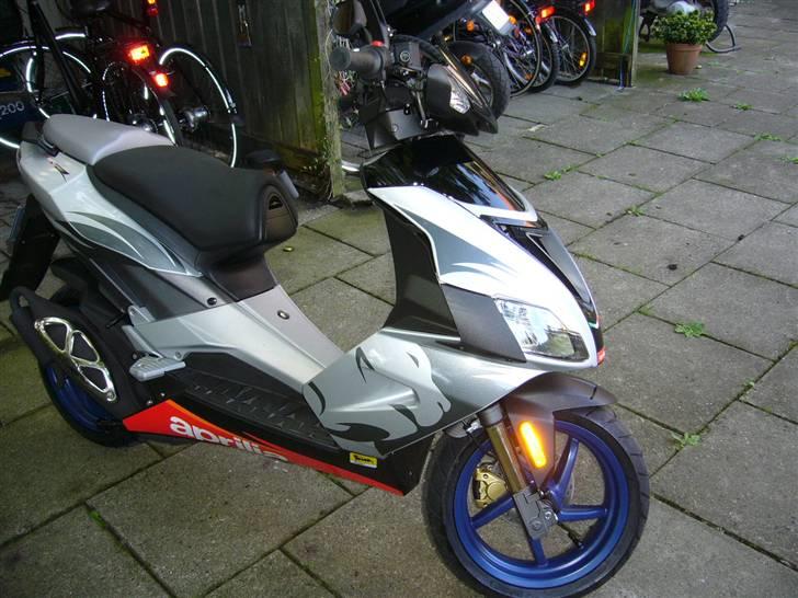 Aprilia SR 50 R 45'er(SOLGT) billede 3
