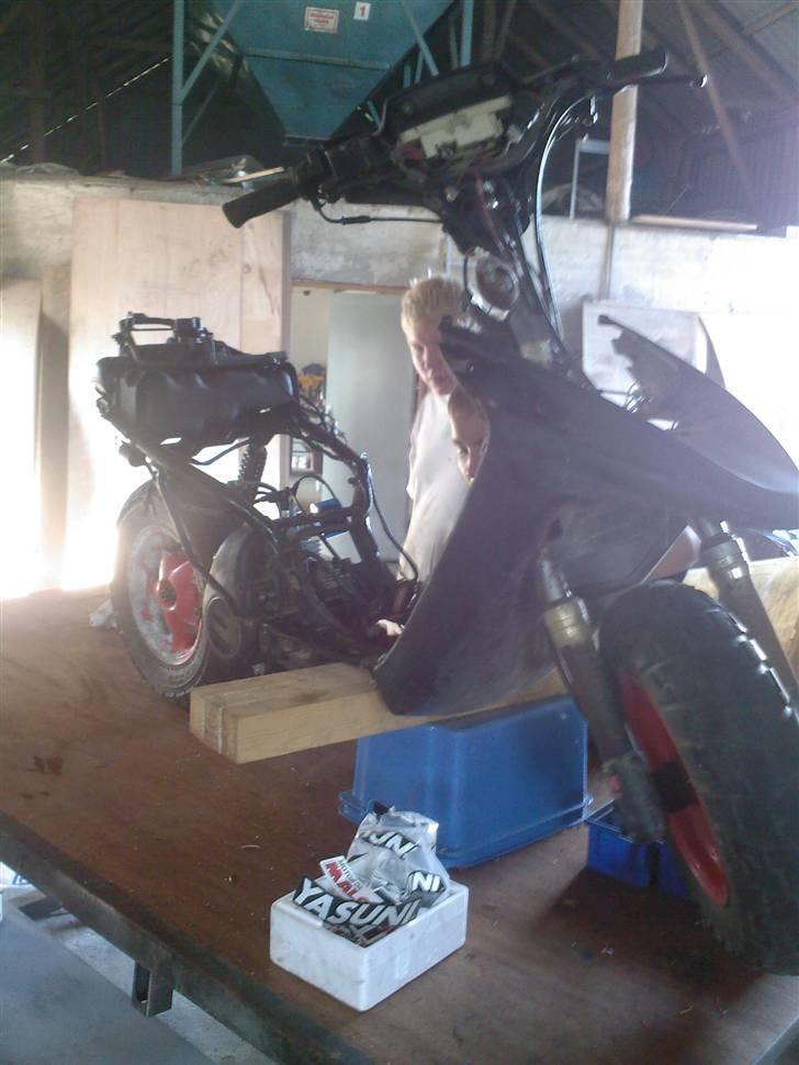 Yamaha Bws ng MHR AC - lige fået det meste på, mangler bare skjoldene. billede 1