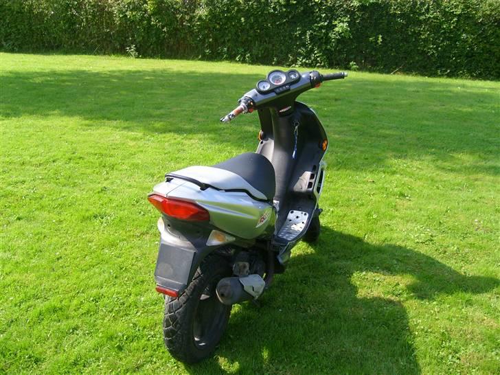 Peugeot Speedfight 2 ac - Min Racer billede 4