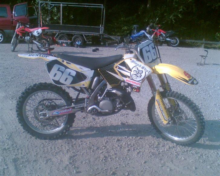 Suzuki rm125 (SOLGT) billede 2