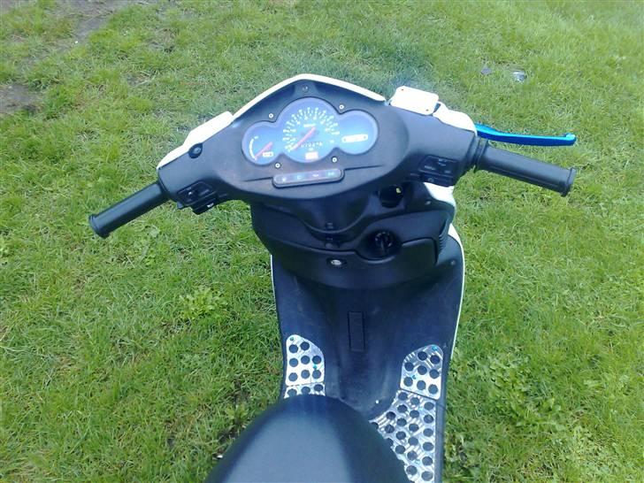 Aprilia sonic gp  solgt billede 11