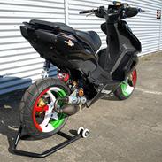 Aprilia SR50 R Factory - SOLGT