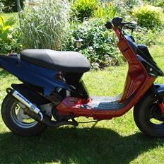 PGO hot autolakeret solgt