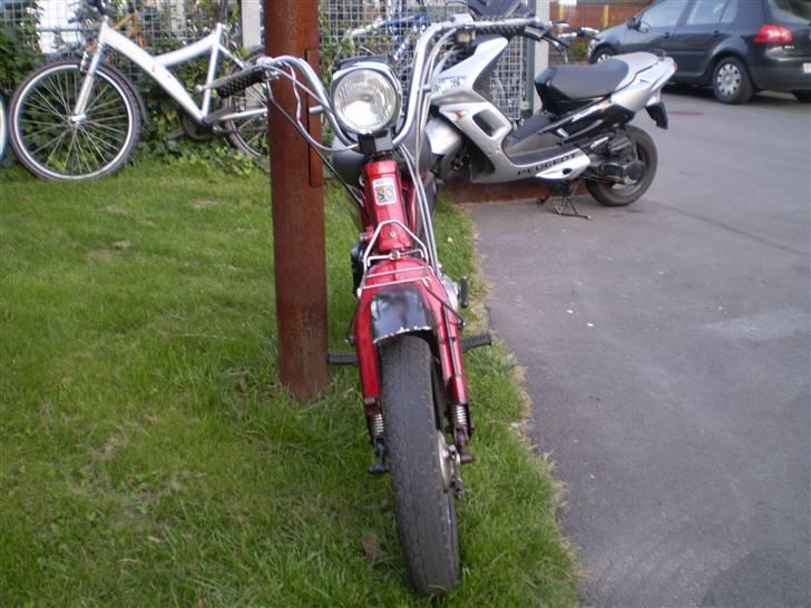 Suzuki FZ50 Rød/sort byttet billede 2