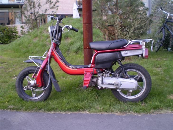 Suzuki FZ50 Rød/sort byttet billede 11