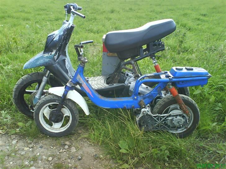 Suzuki fz50 SKROTTET billede 8