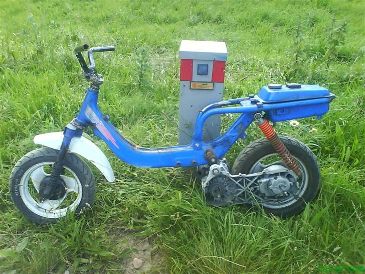 Suzuki fz50 SKROTTET billede 9