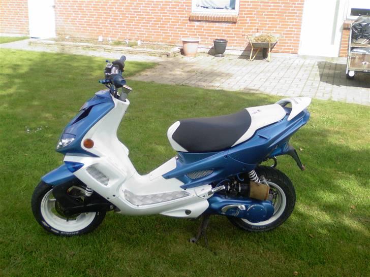 Peugeot Speedfight2 WRC LC BYTTET billede 4