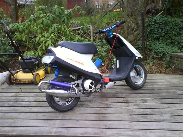 Yamaha jog as Solgt  billede 7