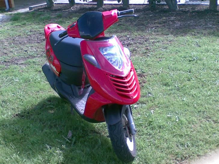 Aprilia Sonic GP/ solgt:) billede 4