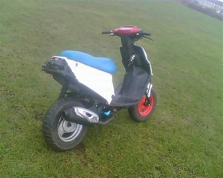 PGO hot 50 hverdags scooter  - og den er ik køner bag fra(: billede 2