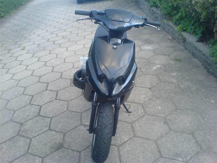 PGO hot 50 byttet "savn" - den ser ond ud :P billede 1