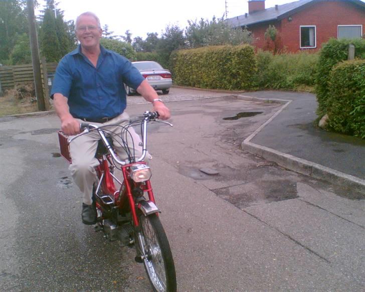 Puch Maxi S 2 gear Original - *hehe* Min farfar tog sig lige en tur :) billede 6