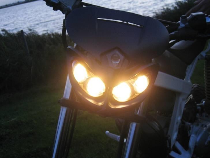 Suzuki Street magic **SOLGT** billede 1