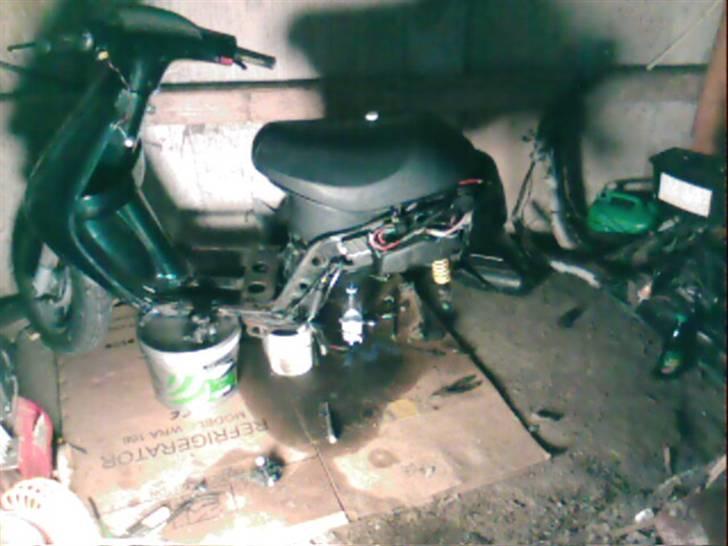 Piaggio zip SOLGT/BYTTET - dyret uden motor.. billede 5