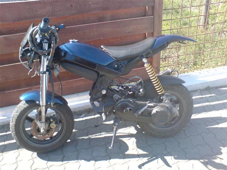 Suzuki street magic død - shit happen´s ! blev lige crashed ned !! øv! billede 1