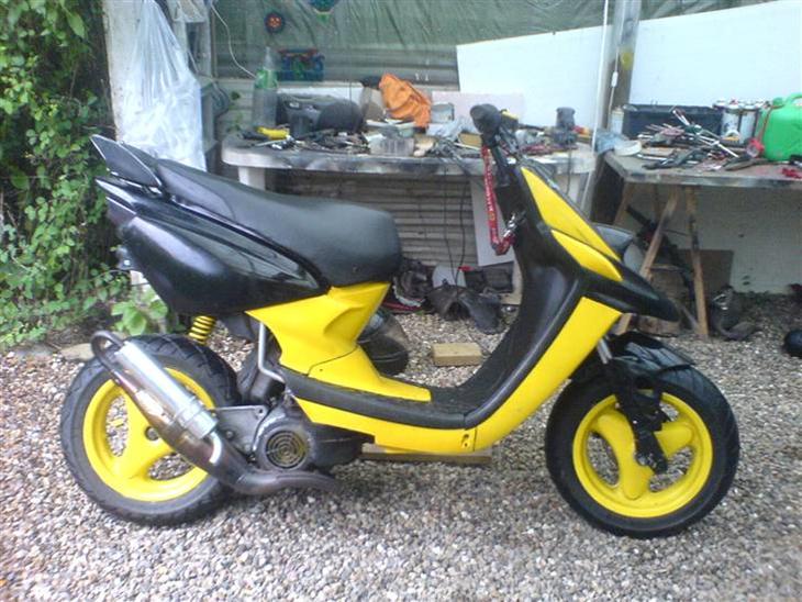 {{currentPhoto.altText}} billede {{currentPhoto.number}}