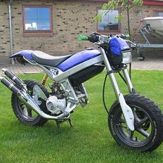 Suzuki street magic solgt 