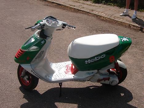 Aprilia Sknatlo's Sonic *ByTtEt* billede 4