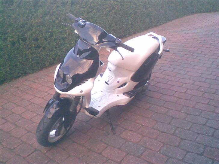 PGO pmx   :D  solgt  :D!! billede 2