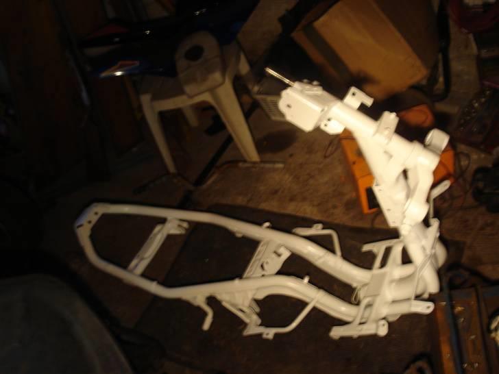 Aprilia SR50 solgt til min bror - Om lakkeret til hvid billede 1