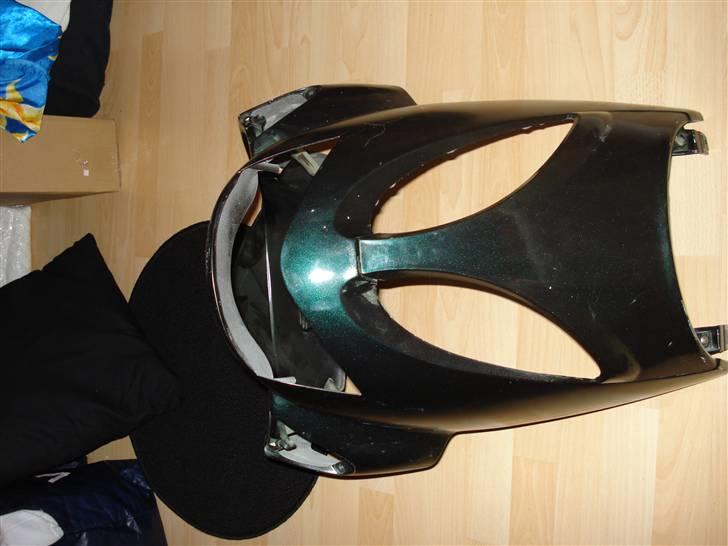 Aprilia SR50 solgt til min bror - front skjold er til auto lakkering billede 8