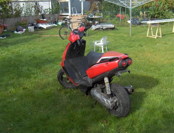 Aprilia Sr 50 30'er //BYTTET// billede 4