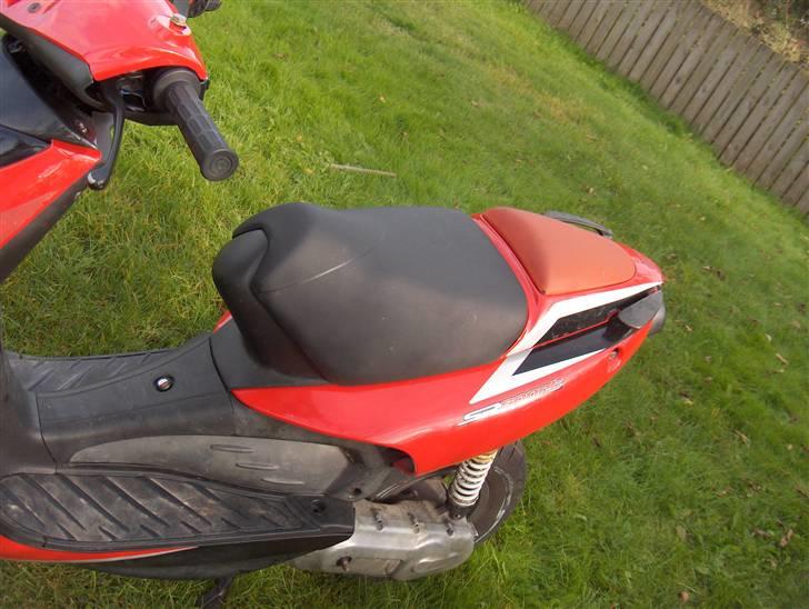 Aprilia Sr 50 30'er //BYTTET// billede 8