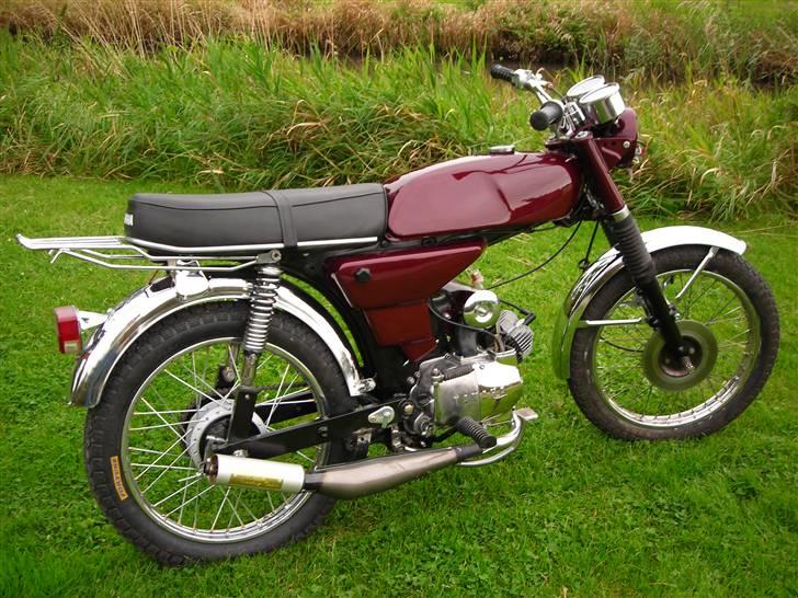 Yamaha DX 4 GEAR totalt renovere - endelig færdig ved godt lygten mangler men der mangler lige sidste hånd på ledningsnettet billede 1