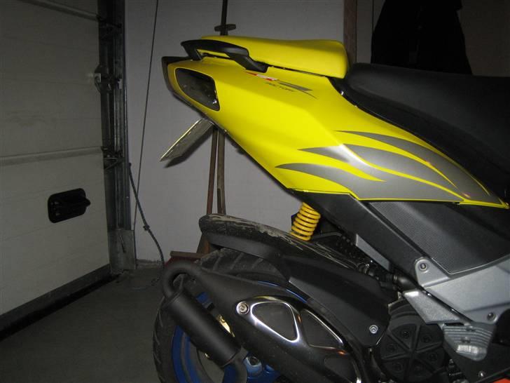 Aprilia sr R factory *stjålet* billede 4