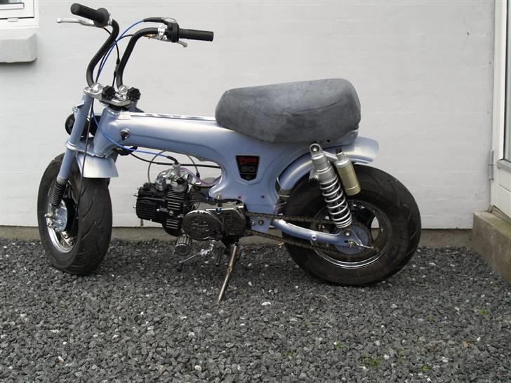 Honda Dax Loud'n'fast custom billede 4