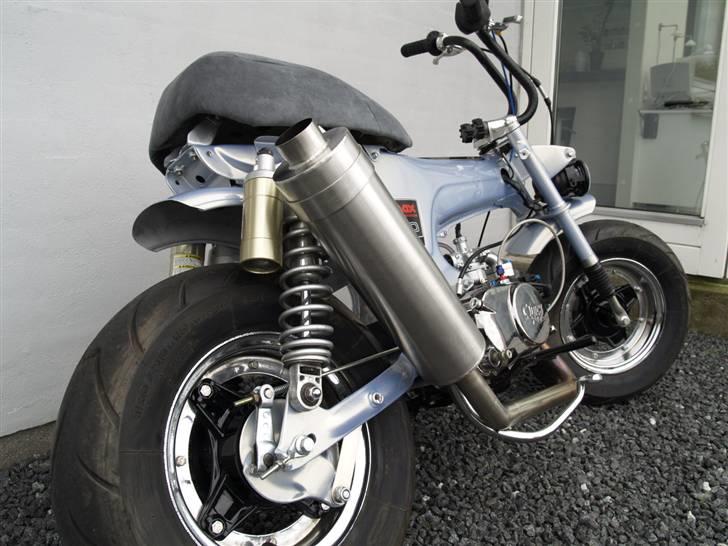 Honda Dax Loud'n'fast custom billede 6