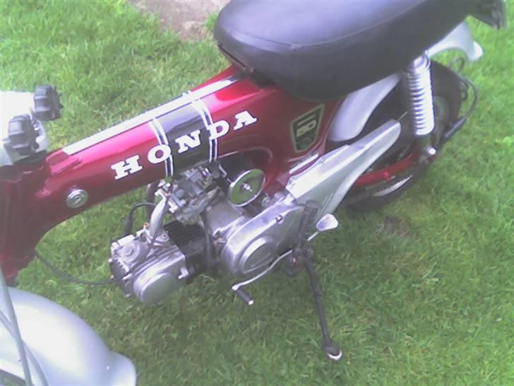 Honda dax solgt for 9600kr billede 10