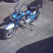 Honda dax st 50