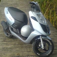 Aprilia sonic  AC ; solgt.