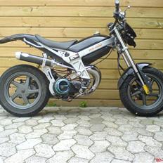 Suzuki Street Magic BYTTET JOG R