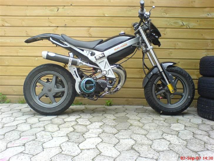 Suzuki Street Magic BYTTET JOG R billede 3