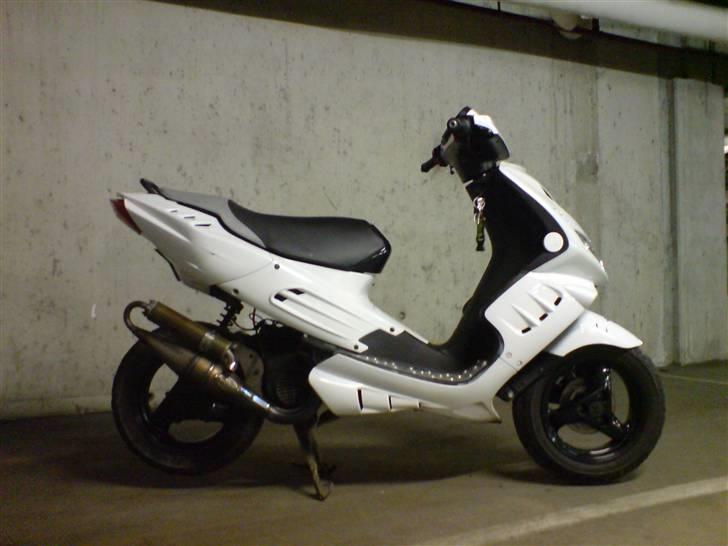 Peugeot Speedfight 2 SOLGT billede 9