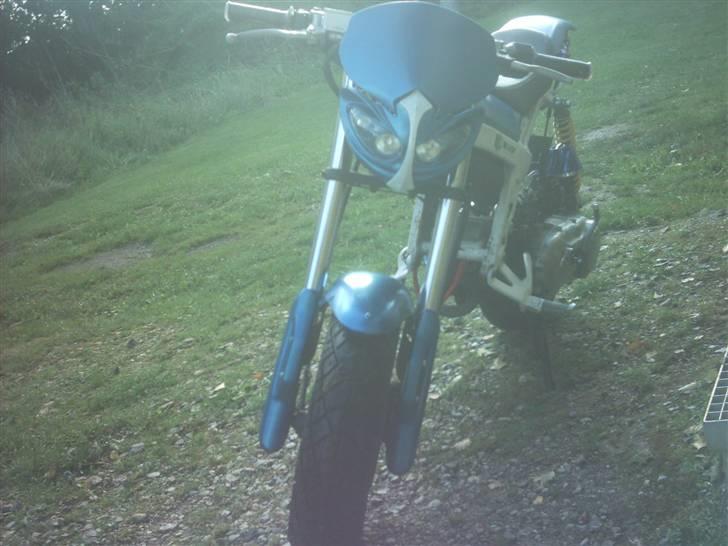 Suzuki Street Magic -byttet - Fronten. billede 2