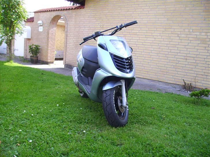 Aprilia Sonic AC (SOLGT) billede 4