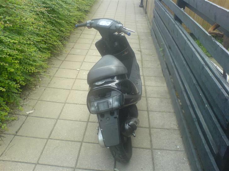 Yamaha jog fs ( solgt ) billede 2