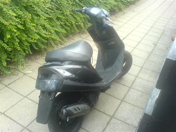 Yamaha jog fs ( solgt ) billede 3