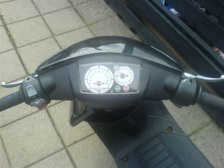 Yamaha jog fs ( solgt ) billede 4