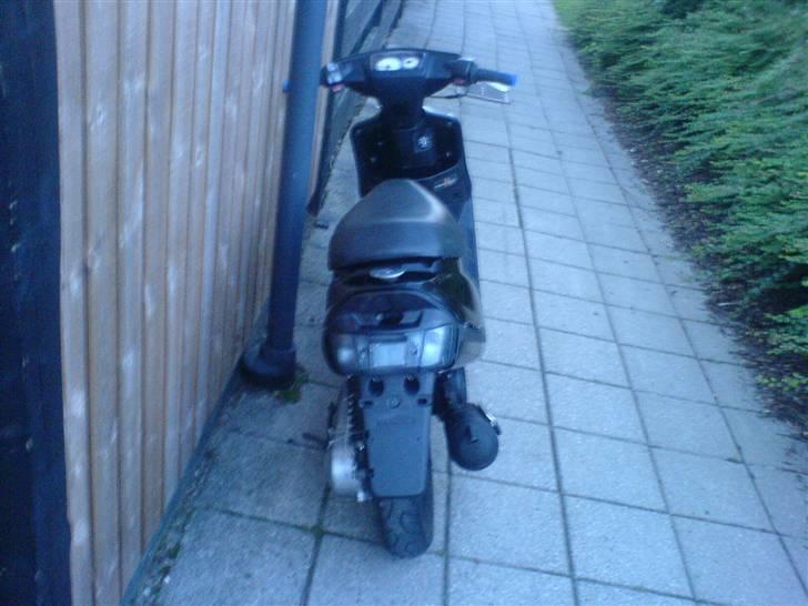 Yamaha jog fs ( solgt ) billede 6