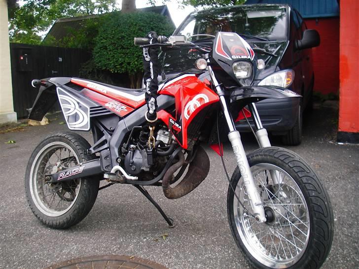 Gilera SMT LC DD  "SOLGT" billede 4