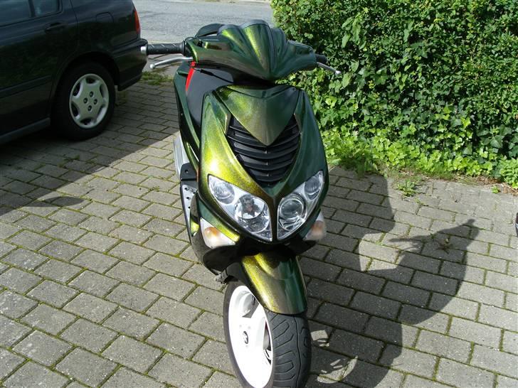 Peugeot Speedfight 2 - The frog billede 5