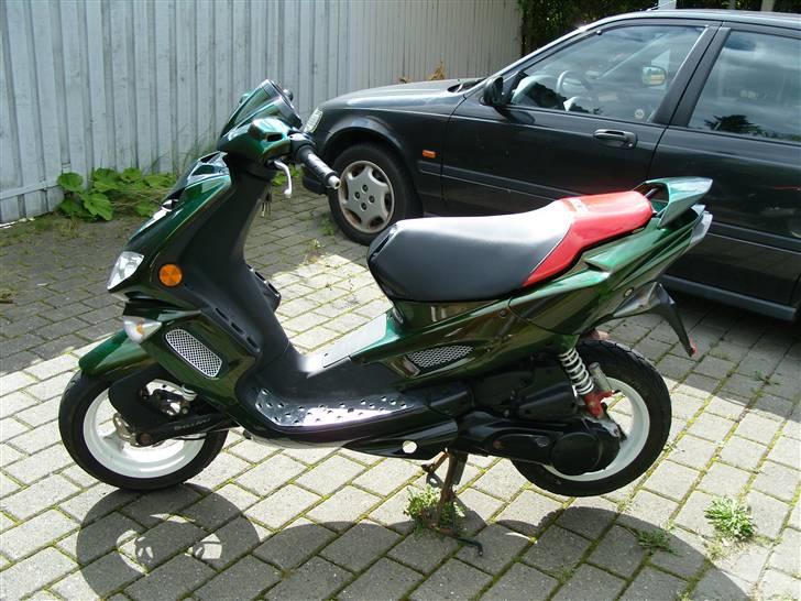 Peugeot Speedfight 2 - The frog billede 8