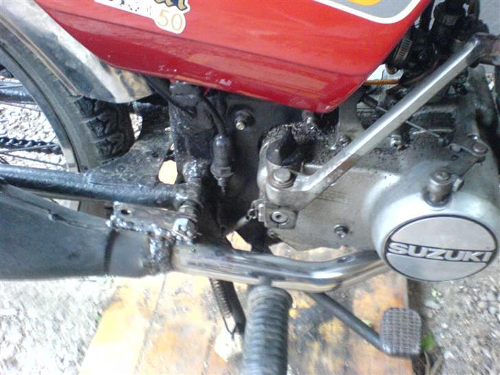 Suzuki Samurai DM50 SOLGT - Sammensætning af Tunforrør fra protuna 32 mm og en techno merlin udstødning fra en scooter. ´´ CUSTOM ´´ :) billede 7