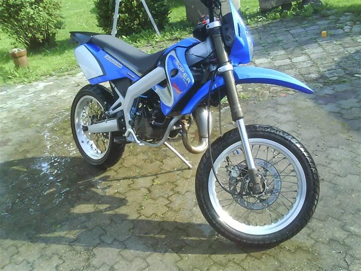 Derbi senda solgt billede 1